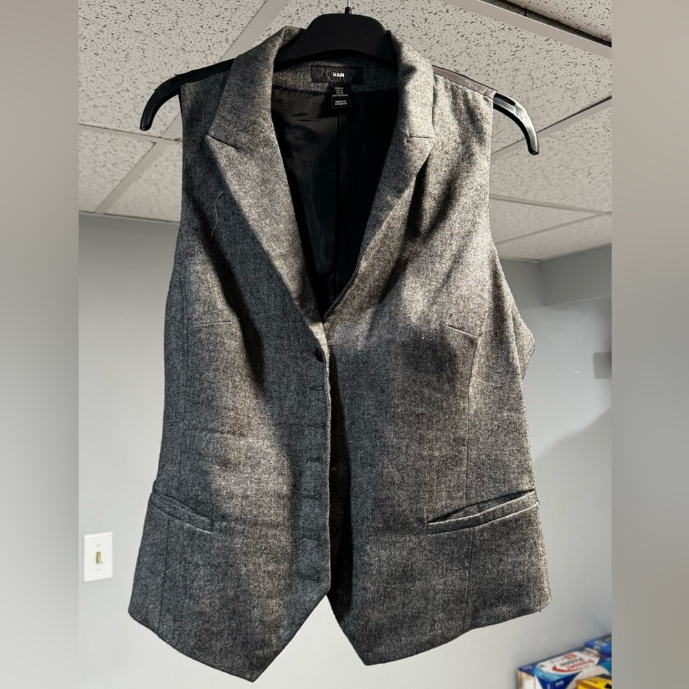 H&M Suit Vest Size IS 16